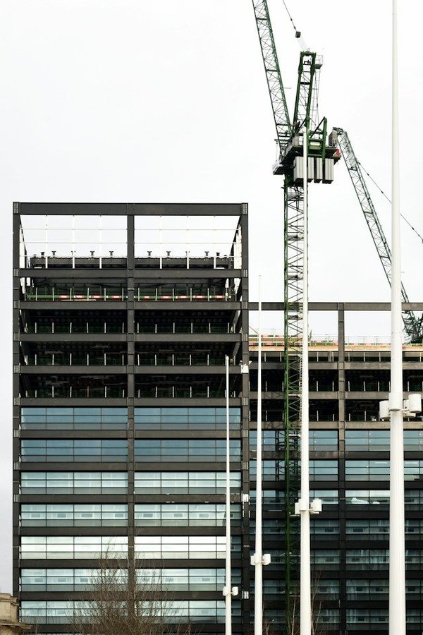 How to design buildings that adapt to users' changing needs?